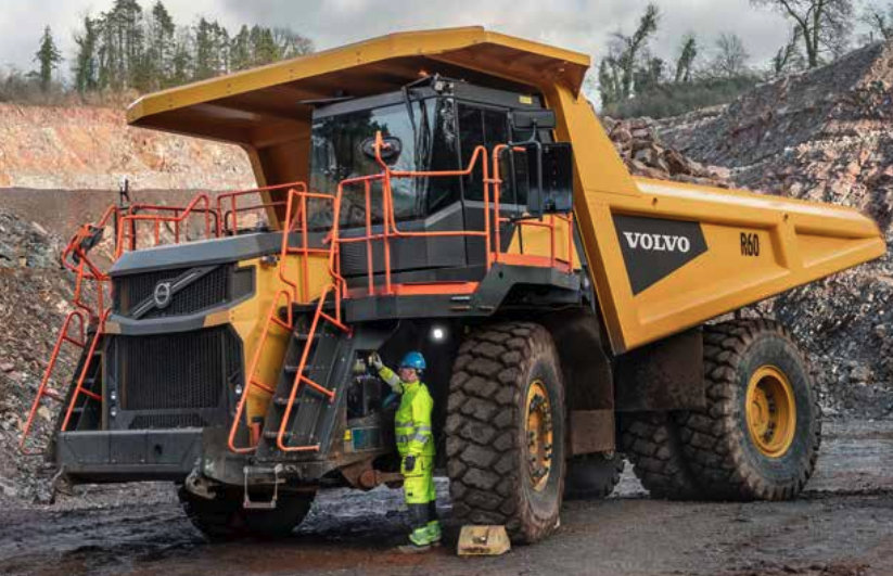 4wd Volvo R60 Volvo R60 Dump Truck Price in India, Features & Specifications